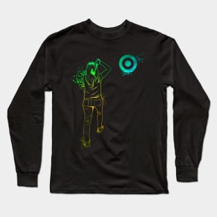 Axe throwing woman in color - axe throwing Long Sleeve T-Shirt